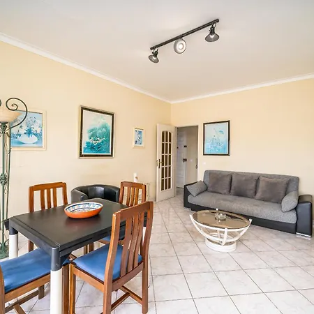 Apartment Candirocha C9