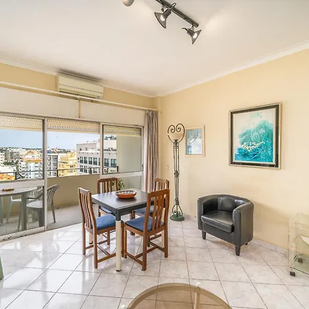Candirocha C9 Apartment